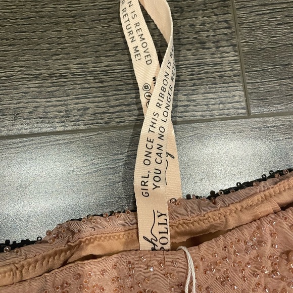 NWT Oh Polly embellished mini skirt - Picture 8 of 8